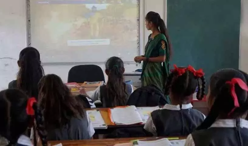 Classe 3 से 5 तक के 82% छात्र कक्षा दो के स्तर की किताबें नहीं पढ़ सकते