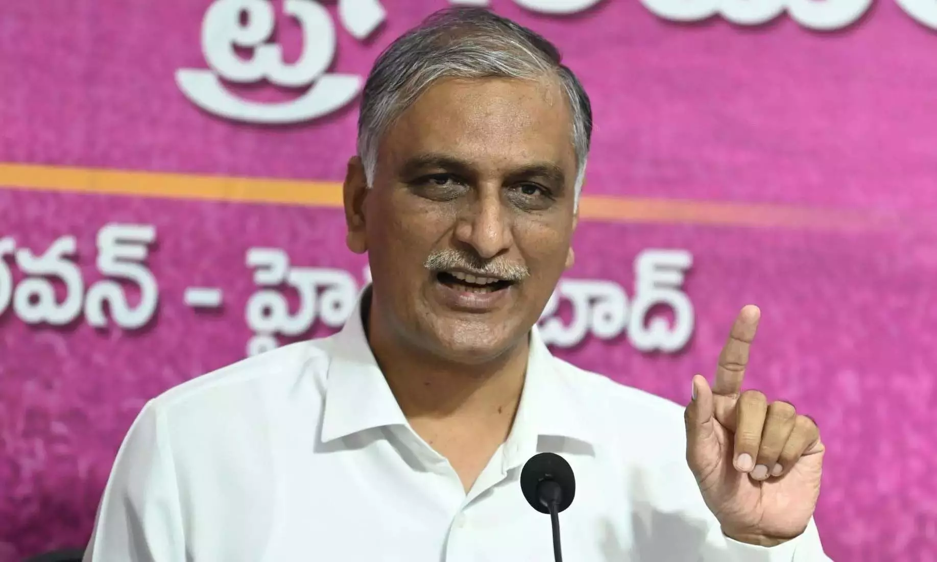 Harish Rao ने निवेश के दावों को लेकर सीएम रेवंत रेड्डी की आलोचना की