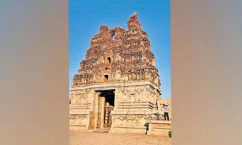 Karnataka: एएसआई ने विजया विट्ठल मंदिर का 3डी सर्वेक्षण किया Karnataka: एएसआई ने विजया विट्ठल मंदिर का 3डी सर्वेक्षण किया