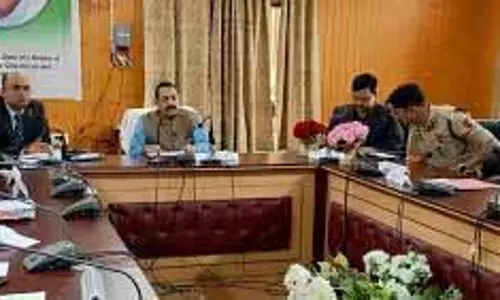 केंद्रीय मंत्री ने बारामूला में आकांक्षी जिला कार्यक्रम पर समीक्षा बैठक की अध्यक्षता की