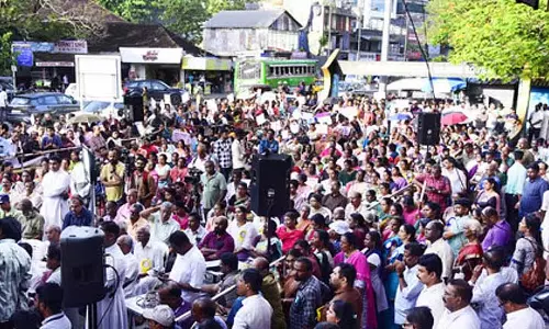 Kerala: मुनंबम आयोग के पास कोई न्यायिक शक्ति नहीं है Kerala: मुनंबम आयोग के पास कोई न्यायिक शक्ति नहीं है