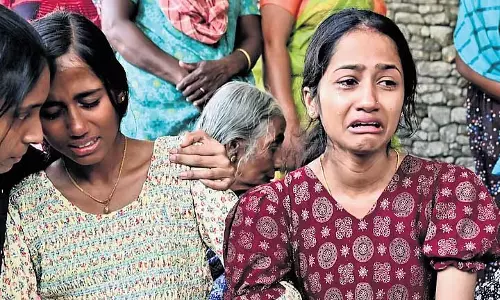 Kerala : आरोपी चेंथामारा पकड़ा गया पुलिस ने नेनमारा स्टेशन के बाहर भीड़ पर लाठियां बरसाईं