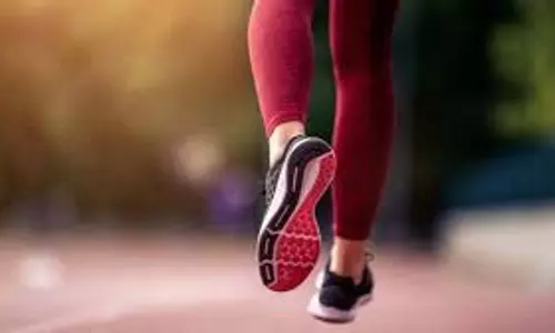 Health: अगर आप खाली पेट दौड़ रहे हैं तो जान लें इसके फायदे और नुकसान Health: अगर आप खाली पेट दौड़ रहे हैं तो जान लें इसके फायदे और नुकसान