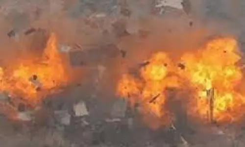 Gujarat: AC compressor लीकेज, फिर हुआ जोरदार धमाका, पिता और 2 बेटियों की मौत