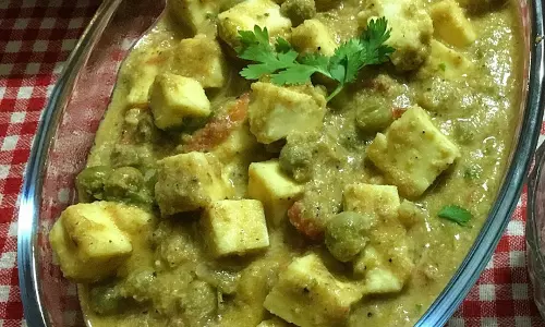 पनीर मटर ग्रेवी रेसिपी