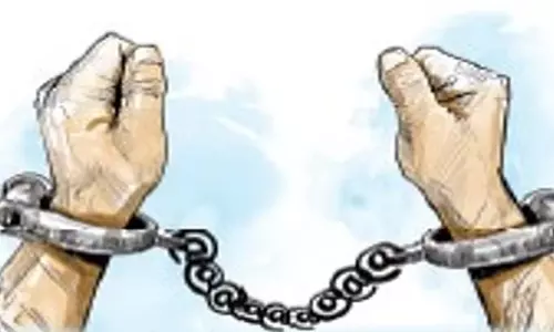 Odisha: बच्चे के पिता से बदला लेने के लिए युवक ने तीन साल के बच्चे की हत्या कर दी Odisha: बच्चे के पिता से बदला लेने के लिए युवक ने तीन साल के बच्चे की हत्या कर दी
