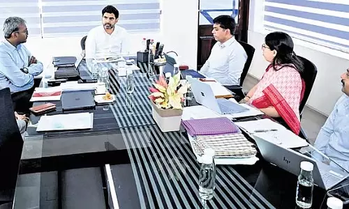 IT मंत्री लोकेश ने शिक्षा अधिकारियों को ‘नो-बैग सैटरडे’ लागू करने का निर्देश दिया