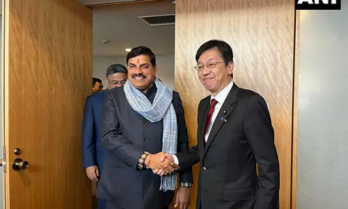 CM Mohan Yadav ने जापान में आर्थिक साझेदारी की संभावनाओं पर चर्चा की CM Mohan Yadav ने जापान में आर्थिक साझेदारी की संभावनाओं पर चर्चा की