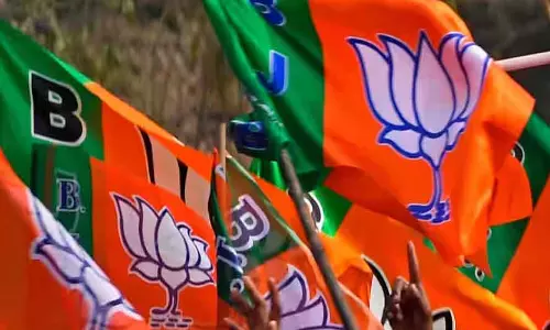 प्रत्याशी नहीं उतारने के बावजूद बीजेपी ने इन दो वार्डों में जीत का किया दावा