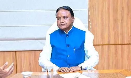 CM Majhi ने 2.5 हजार करोड़ रुपये की SiCSem सेमीकॉन सुविधा की आधारशिला रखी