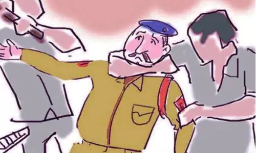 Nagaur: कुचामन में बदमाशों ने हरियाणा पुलिस पर हमला किया Nagaur: कुचामन में बदमाशों ने हरियाणा पुलिस पर हमला किया