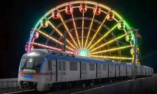 तकनीकी खराबी के कारण Hyderabad मेट्रो सेवा बाधित तकनीकी खराबी के कारण Hyderabad मेट्रो सेवा बाधित