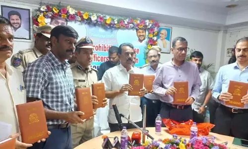 Jupally ने पदोन्नति, स्थानांतरण संबंधी मुद्दों को सुलझाने का वादा किया