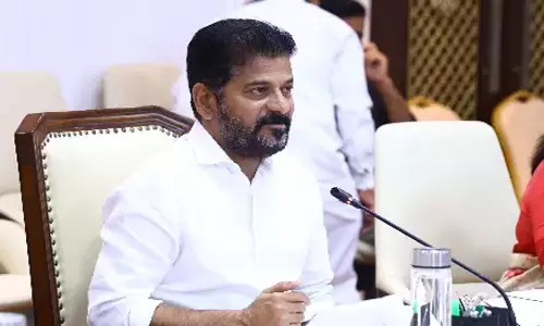 CM रेवंत रेड्डी ने महाकुंभ में भगदड़ पर दुख व्यक्त किया