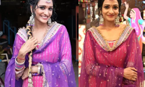 Aishwarya Khare ने ‘भाग्य लक्ष्मी’ के लिए खुद मेकअप करने के बारे में बात की Aishwarya Khare ने ‘भाग्य लक्ष्मी’ के लिए खुद मेकअप करने के बारे में बात की