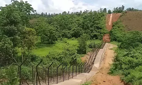 Manipur में नगा संगठन भारत-म्यांमार सीमा पर बाड़ लगाने का विरोध