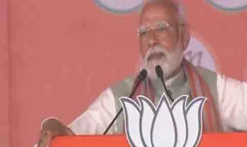 पीएम मोदी ने जहरीला पानी वाले बयान पर AAP और केजरीवाल पर बोला हमला पीएम मोदी ने जहरीला पानी वाले बयान पर AAP और केजरीवाल पर बोला हमला