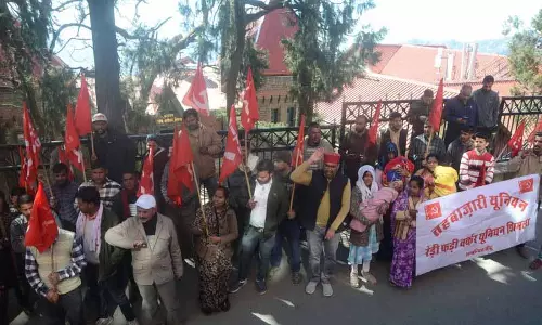 CITU ने सड़क विक्रेताओं को बेदखल करने का विरोध किया