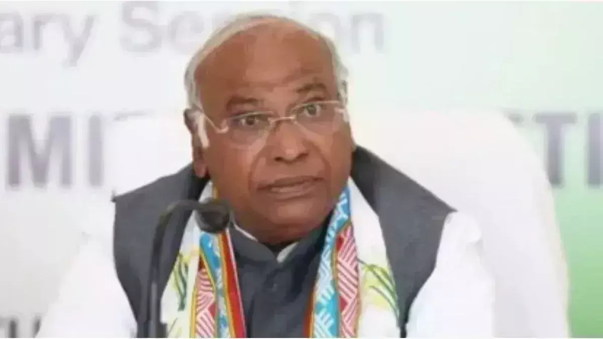 New Delhi: प्रयागराज में वीआईपी मूवमेंट बंद हो: मल्लिकार्जुन खड़गे