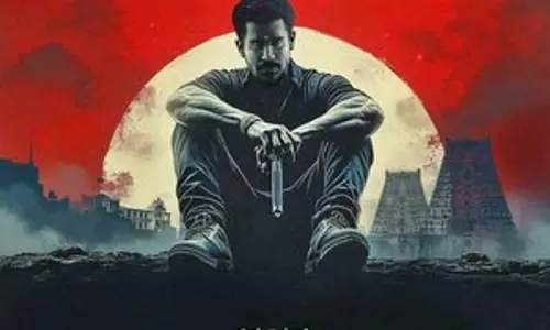 Vijay Antony की 25वीं फिल्म का नाम शक्ति थिरुमगन होगा, फिल्म के तेलुगू वर्जन का नाम परशक्ति होगा Vijay Antony की 25वीं फिल्म का नाम शक्ति थिरुमगन होगा, फिल्म के तेलुगू वर्जन का नाम परशक्ति होगा
