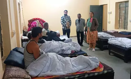 Bundi: रैन बसेरों का किया निरीक्षण