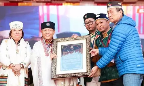 Sikkim के मुख्यमंत्री पी.एस. गोले ने सोनम लोचर समारोह