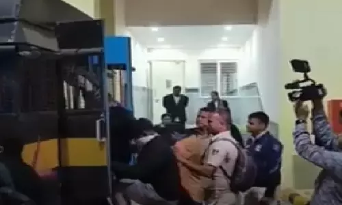 भुवनेश्वर ADJ कोर्ट ने आचार्य विहार दंपत्ति हत्याकांड में 4 आरोपियों को उम्रकैद की सजा सुनाई भुवनेश्वर ADJ कोर्ट ने आचार्य विहार दंपत्ति हत्याकांड में 4 आरोपियों को उम्रकैद की सजा सुनाई