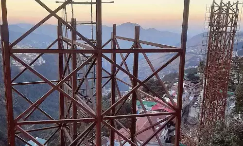अनियोजित स्टील संरचनाओं ने Shimla के आकर्षण को बिगाड़ दिया