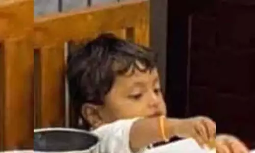 Kerala: लापता दो वर्षीय बच्ची का शव वडकारा नदी में मिला Kerala: लापता दो वर्षीय बच्ची का शव वडकारा नदी में मिला