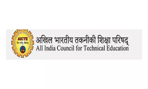AICTE ने अपनी प्रमुख पहल 2025 - AI का वर्ष के तहत पहला वेबिनार सफलतापूर्वक किया आयोजित AICTE ने अपनी प्रमुख पहल 2025 - AI का वर्ष के तहत पहला वेबिनार सफलतापूर्वक किया आयोजित