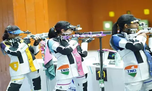 38th National Games: रमिता जिंदल का 10 मीटर एयर राइफल क्वालीफिकेशन में शानदार प्रदर्शन 38th National Games: रमिता जिंदल का 10 मीटर एयर राइफल क्वालीफिकेशन में शानदार प्रदर्शन