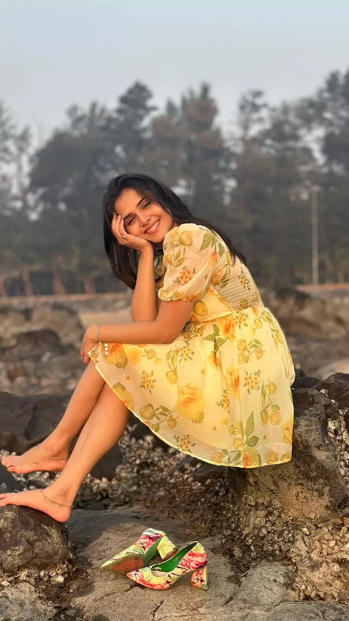 मुस्कान बामने का गॉर्जियस लुक