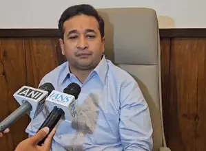 सभी के लिए समान है भारत का संविधान, यहां नहीं चलेगा शरिया कानून : नितेश राणे सभी के लिए समान है भारत का संविधान, यहां नहीं चलेगा शरिया कानून : नितेश राणे