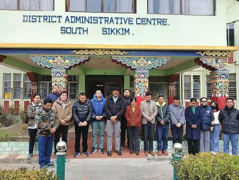 Sikkim :  महात्मा गांधी और स्वतंत्रता सेनानियों को श्रद्धांजलि दी गई