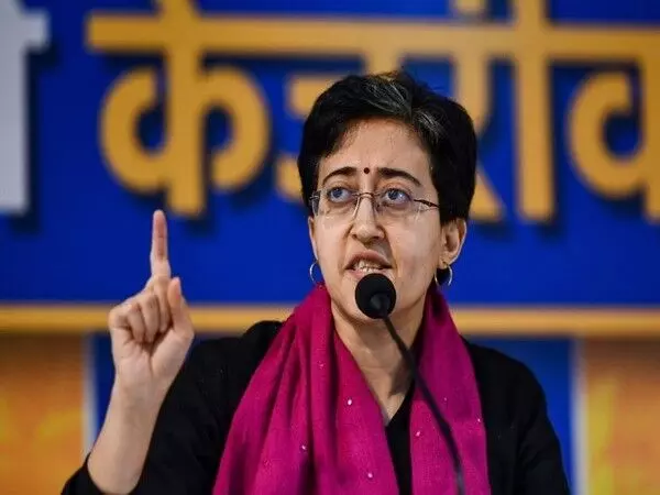 Atishi ने कालकाजी सीट पर हिंसा, पैसे और शराब बांटने का आरोप लगाया, सुरक्षा बढ़ाने की मांग की