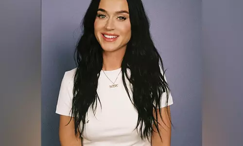 Katy Perry ने ऑरलैंडो ब्लूम के साथ अपने रिश्ते के बारे में बात की Katy Perry ने ऑरलैंडो ब्लूम के साथ अपने रिश्ते के बारे में बात की