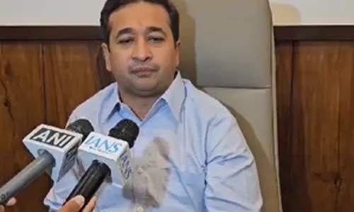 सभी के लिए समान है भारत का संविधान, यहां नहीं चलेगा शरिया कानून : नितेश राणे सभी के लिए समान है भारत का संविधान, यहां नहीं चलेगा शरिया कानून : नितेश राणे