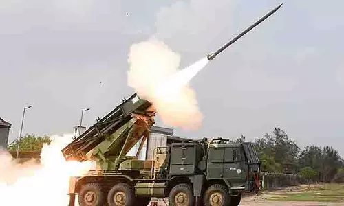 DELHI कैबिनेट समिति ने 10,000 करोड़ रुपये की पिनाका गोला-बारूद परियोजना को मंजूरी दी DELHI कैबिनेट समिति ने 10,000 करोड़ रुपये की पिनाका गोला-बारूद परियोजना को मंजूरी दी