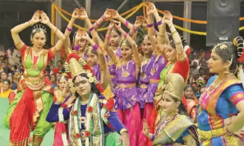Andhra: पुरंधरा दास आराधना का अवलोकन किया गया Andhra: पुरंधरा दास आराधना का अवलोकन किया गया