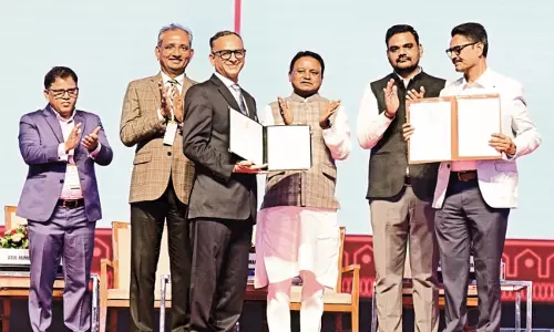 Odisha: राज्य के लिए 12.89 लाख करोड़ रुपये का निवेश Odisha: राज्य के लिए 12.89 लाख करोड़ रुपये का निवेश
