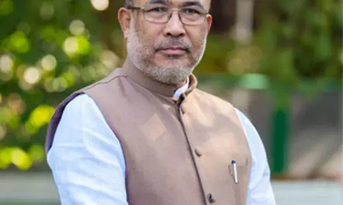 Manipur सरकार ने प्रशासन और पुलिस विभाग में फेरबदल किया Manipur सरकार ने प्रशासन और पुलिस विभाग में फेरबदल किया