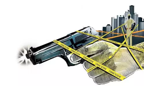 Odisha में बदमाशों ने बंदूक की नोक पर व्यापारी से 5 लाख रुपये लूटे Odisha में बदमाशों ने बंदूक की नोक पर व्यापारी से 5 लाख रुपये लूटे