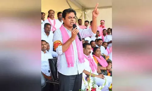 KTR ने तेलंगाना में किसानों को समर्थन के लिए इंतजार कराने के लिए कांग्रेस की आलोचना की