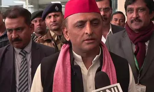 भाजपा अपनी जिम्मेदारी से पीछे नहीं हट सकती: महाकुंभ भगदड़ पर Akhilesh