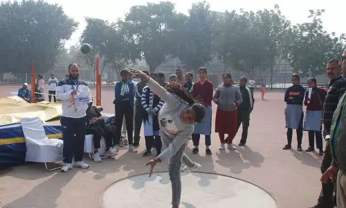Haryana : कर्ण स्टेडियम में जिला स्तरीय अंतर-पीएम श्री स्कूल खेल प्रतियोगिता का आयोजन Haryana : कर्ण स्टेडियम में जिला स्तरीय अंतर-पीएम श्री स्कूल खेल प्रतियोगिता का आयोजन