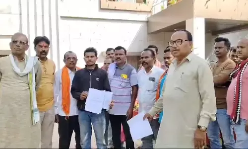 शव का क्या कसूर?, अपने ही लड़ रहे आपस में शव का क्या कसूर?, अपने ही लड़ रहे आपस में
