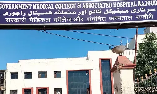 PGIMER चंडीगढ़ की टीम ने जीएमसी राजौरी में मरीजों की स्थिति की समीक्षा की