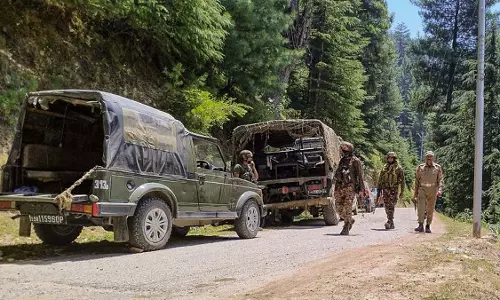 Jammu and Kashmir के डोडा में तलाशी अभियान जारी