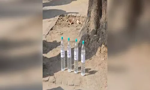 आप नेता पानी की बोतल भाजपा मुख्यालय के बाहर छोड़कर लौटे, जानें पूरा माजरा