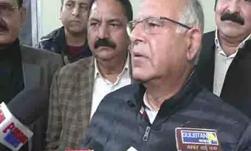 Tariq Hamid Karra ने गांधी की हत्या, विभाजनकारी एजेंडे की निंदा की Tariq Hamid Karra ने गांधी की हत्या, विभाजनकारी एजेंडे की निंदा की